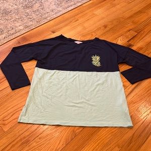 Woman’s Lilly Pulitzer long sleeve shirt, size M